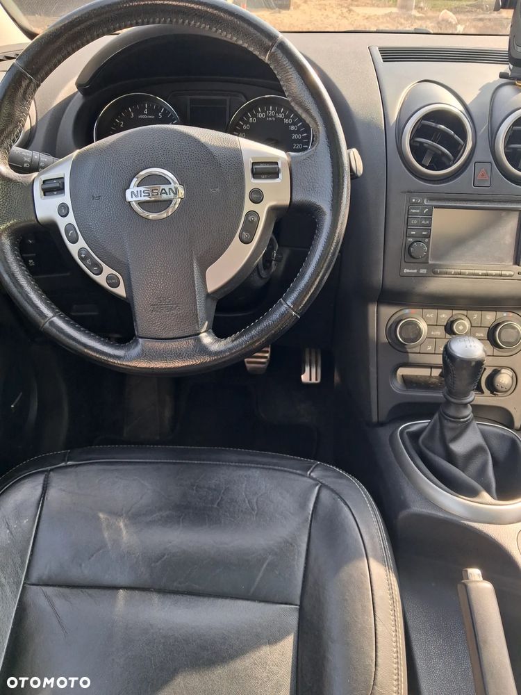 Nissan Qashqai 2.0 lounge - 7