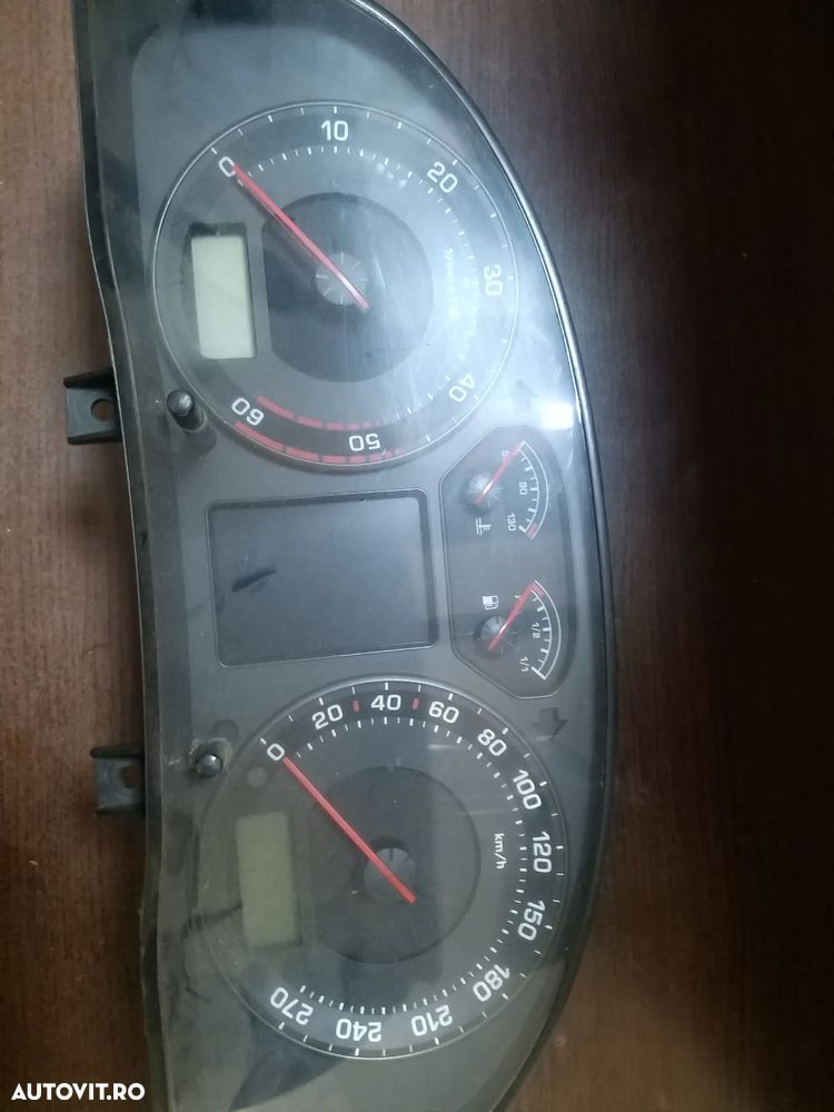 Ceas De Bord cod: 3U0920840A pentru Skoda Superb 2.5 TDI - 1