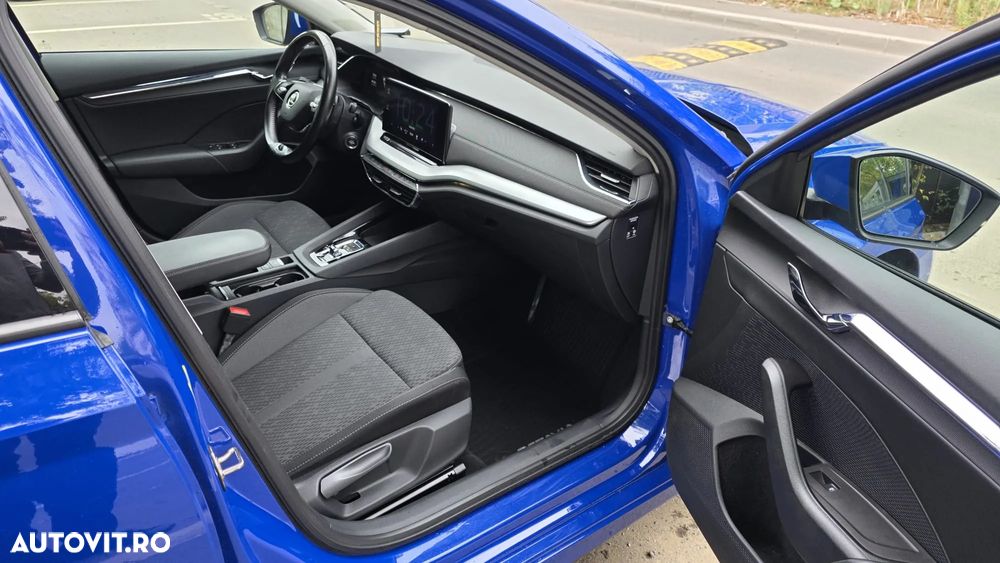 Skoda Octavia 2.0 TDI DSG Ambition - 4