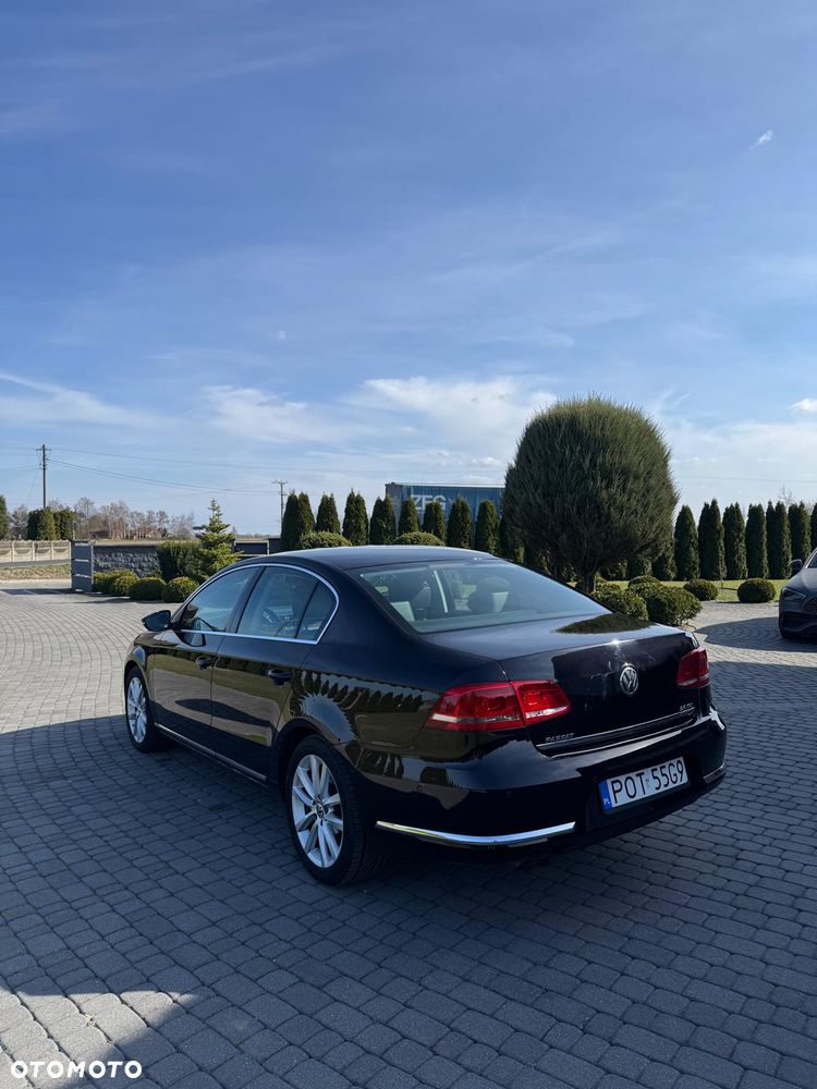 Volkswagen Passat 2.0 TDI DSG BlueMotion Technology Highline - 5