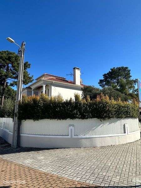 Moradia independente à venda em Aroeira - Almada. - Grande imagem: 3/12