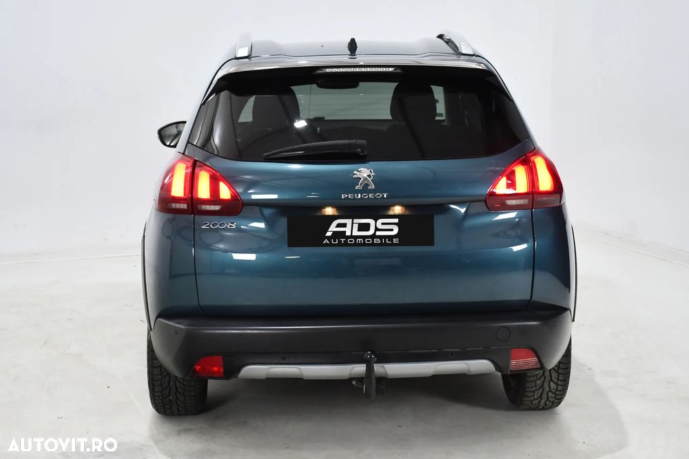Peugeot 2008 PureTech 110 GPF Stop&Start EAT6 Crossway - 12