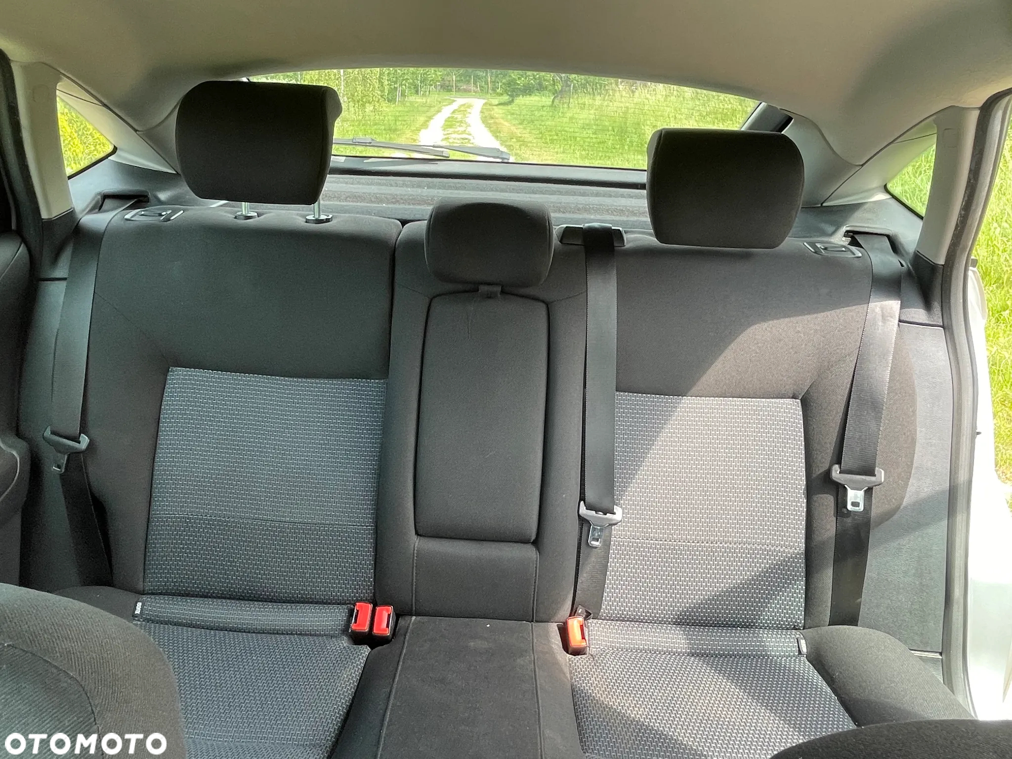 Ford Mondeo - 12