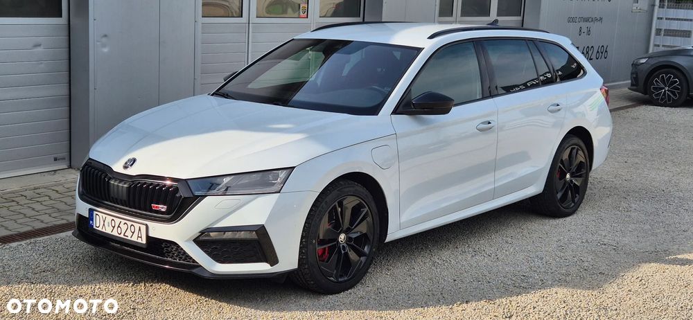 Skoda Octavia 1.4 TSI DSG RS First Edition - 15