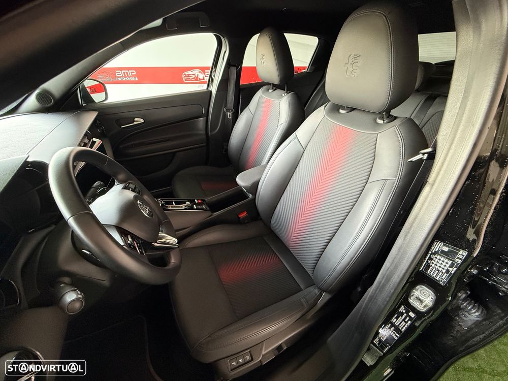 Alfa Romeo Junior 1.2 Speciale eDCT6 - 9