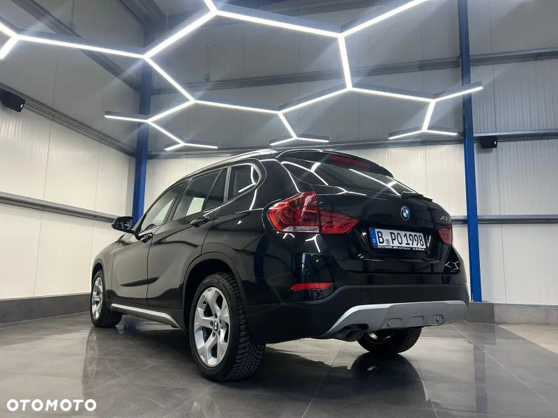 BMW X1 xDrive18d xLine - 14