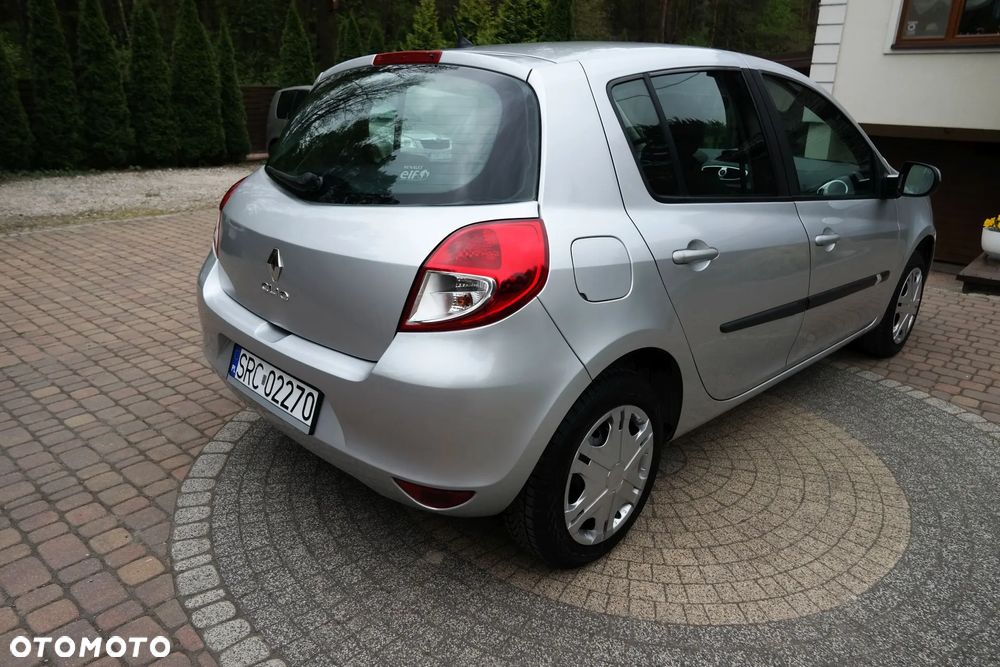 Renault Clio 1.2 16V Alize - 6