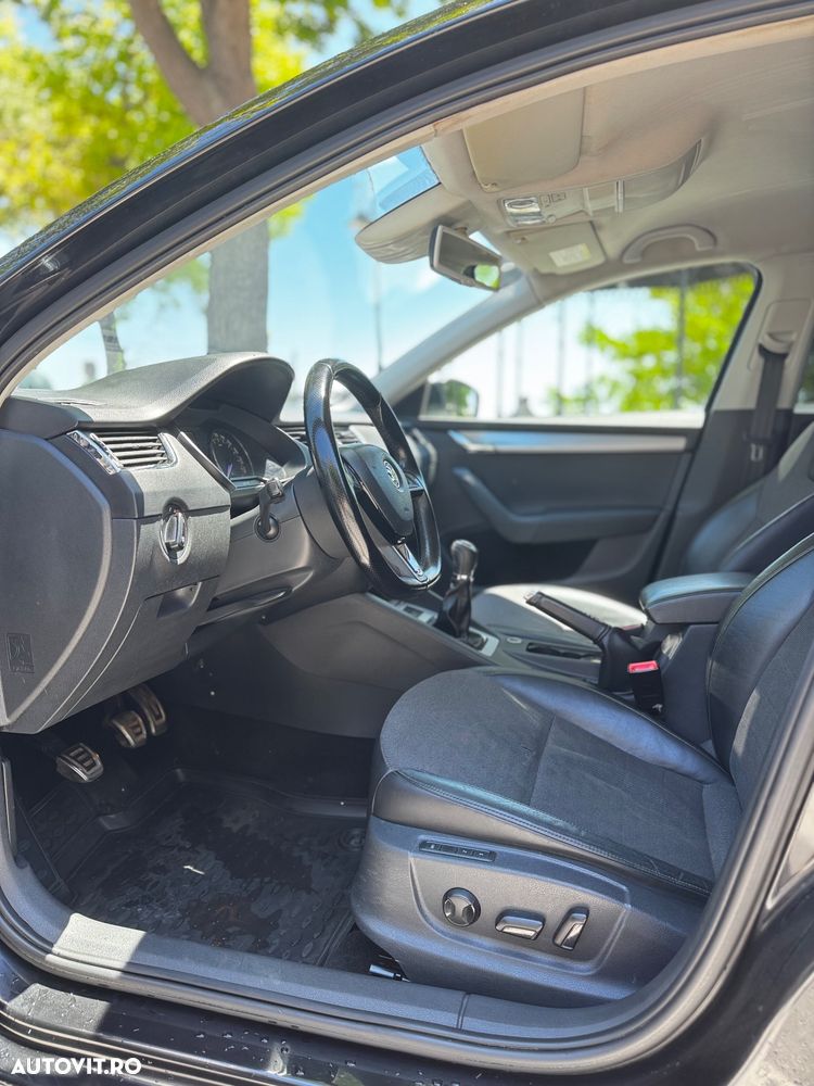 Skoda Octavia 1.6 TDI AMBITION - 12