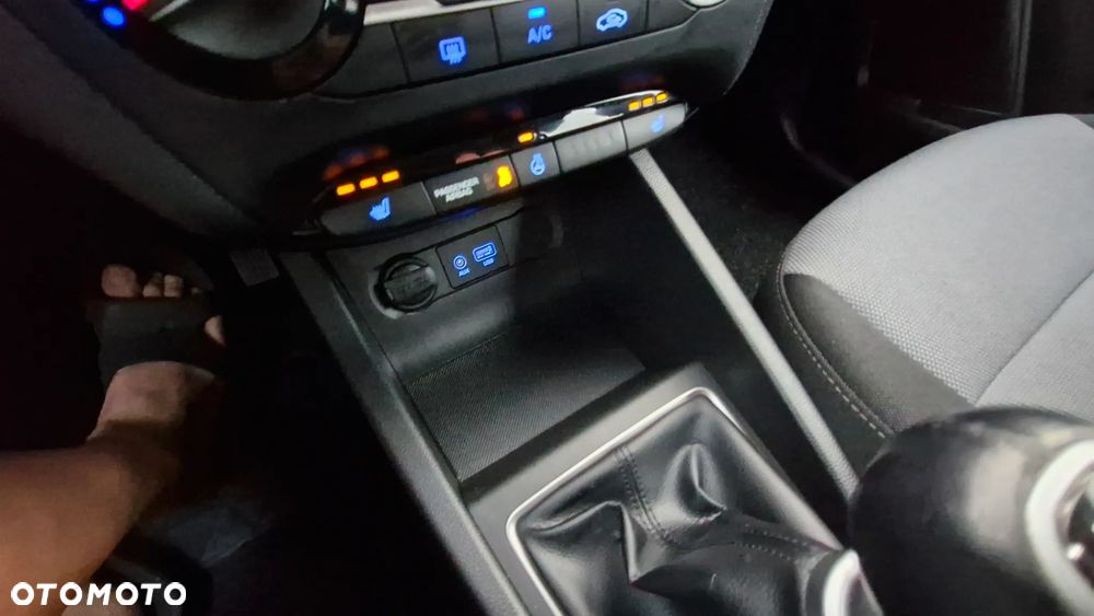 Hyundai i20 1.2 Trend - 20