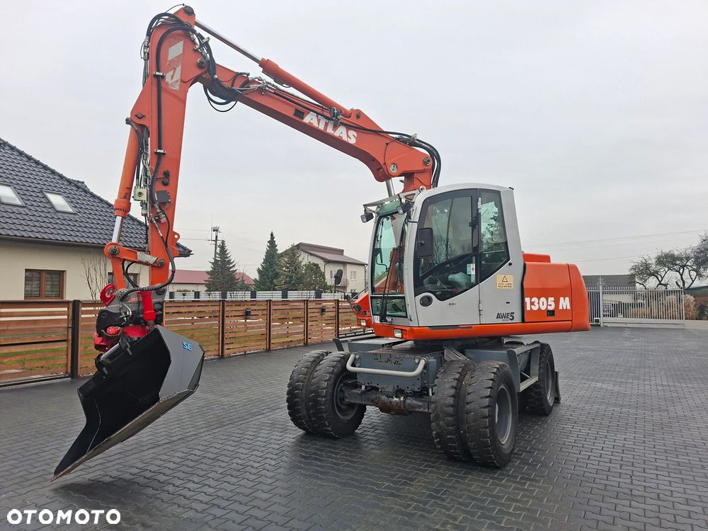 Atlas 1305 ROTOTILT - 12