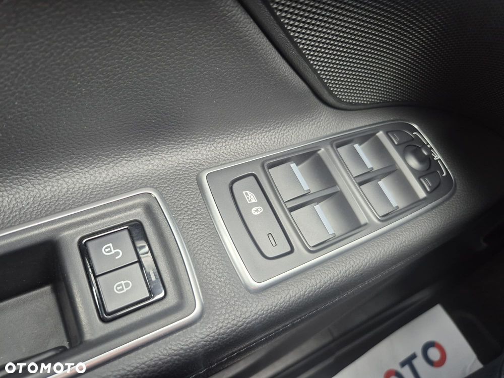 Jaguar XF 20d Prestige - 30