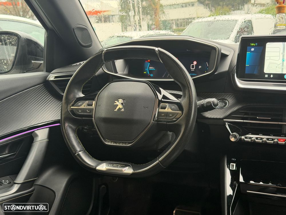 Peugeot e-2008 GT Pack - 14