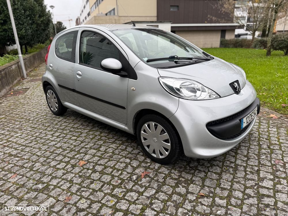 Peugeot 107 1.0 Trendy - 4