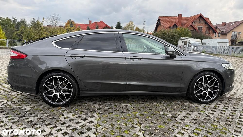 Ford Mondeo 2.0 TDCi Titanium PowerShift - 11