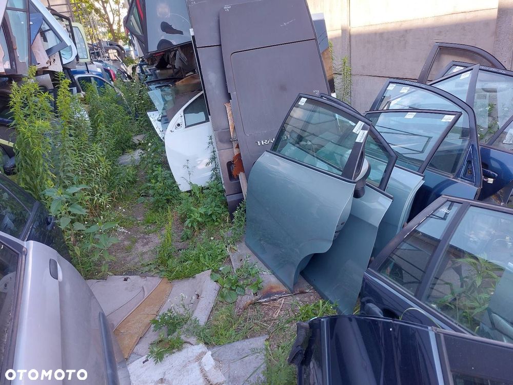 DRZWI KOMPLETNE PRAWY PRZÓD SEAT LEON II L57M - 13