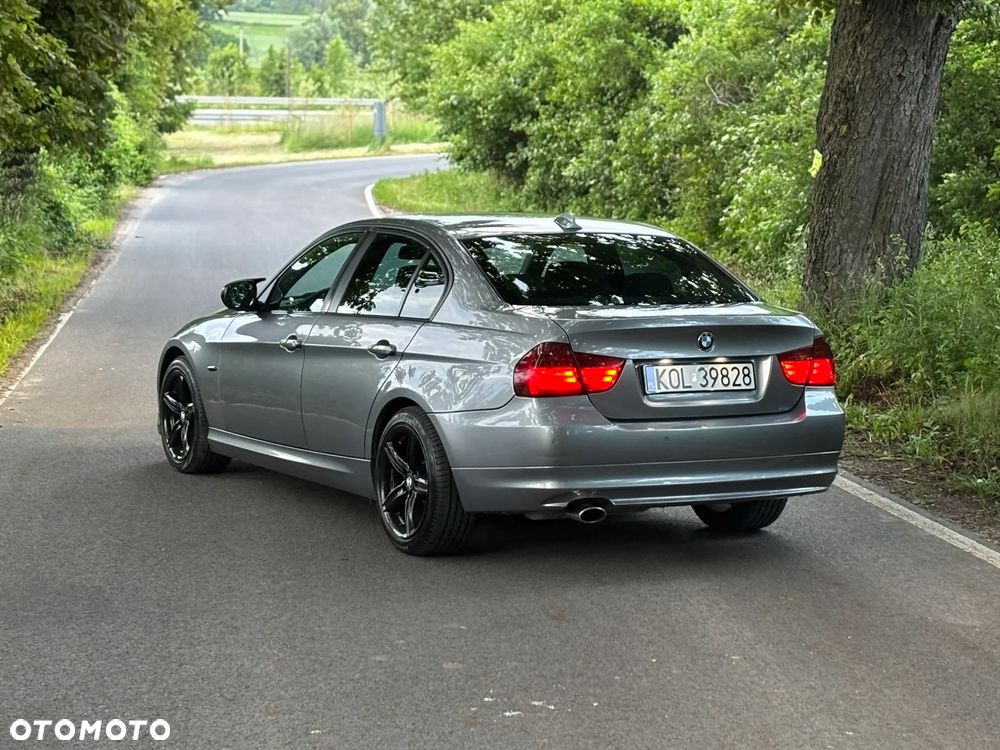 BMW Seria 3 318i Edition Lifestyle - 2