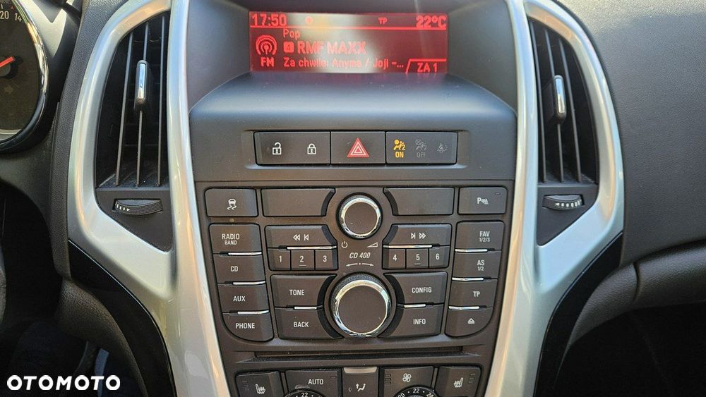Opel Astra 1.6 Color Edition - 32