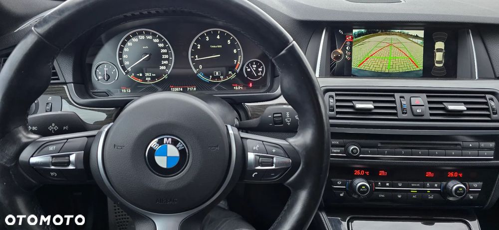 BMW Seria 5 535i xDrive - 14