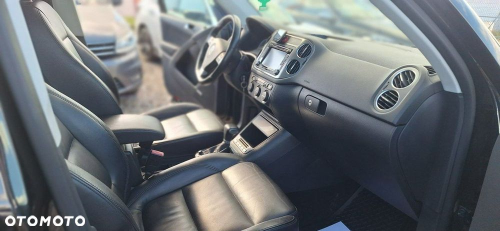 Volkswagen Tiguan - 16