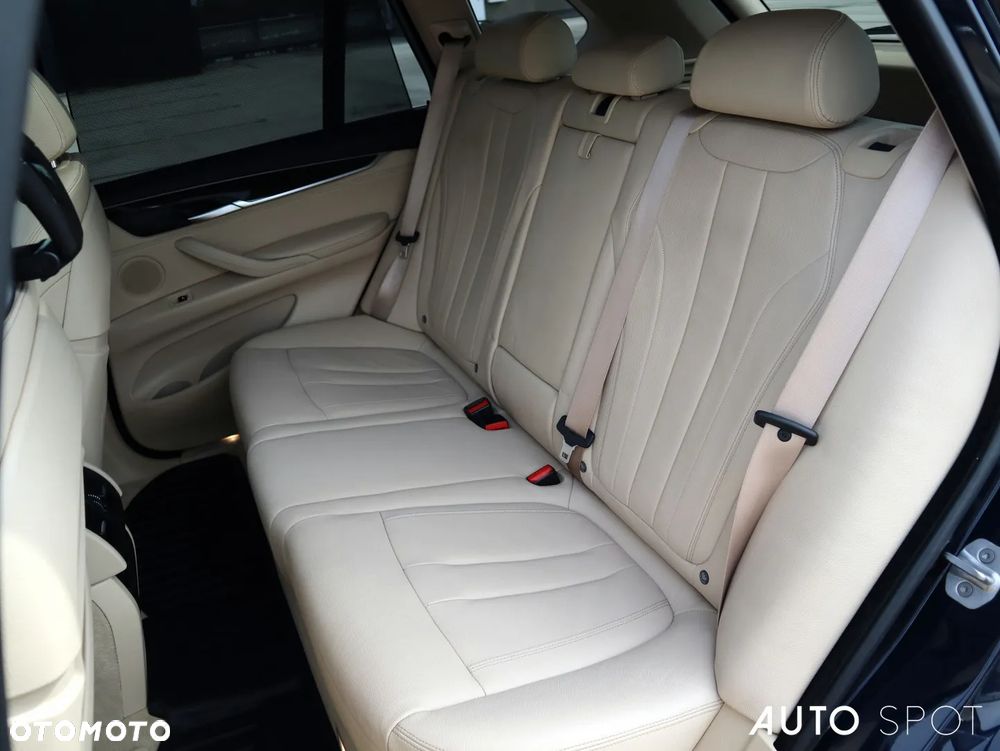 BMW X5 xDrive25d - 39