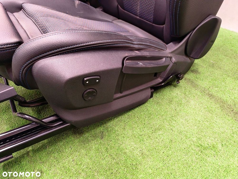 BMW X1 F48 ŚRODEK FOTELE KANAPA TUNEL BOCZKI TAPICERKA M-PAKIET - 5