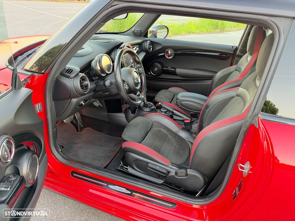 MINI 3 Portas John Cooper Works Auto Desportiva - 8