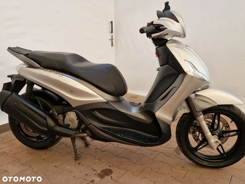 Piaggio Beverly - 3
