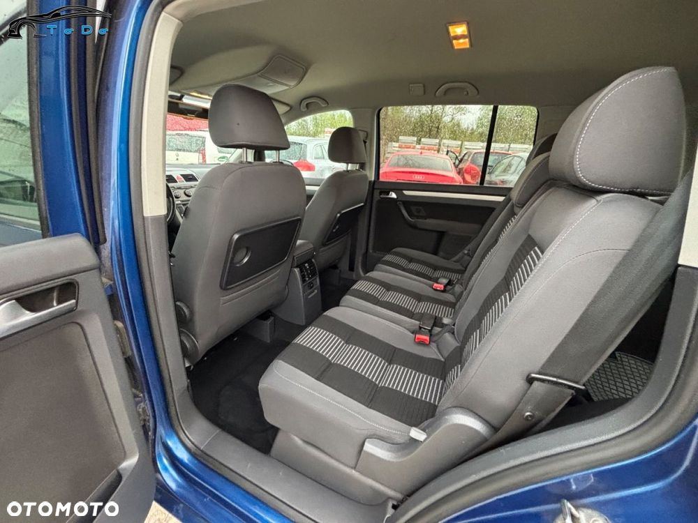 Volkswagen Touran 1.4 TSI Conceptline - 21