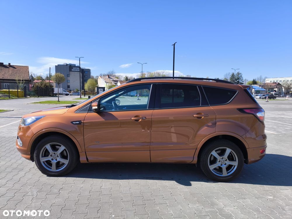 Ford Kuga 2.0 TDCi AWD ST-Line - 23