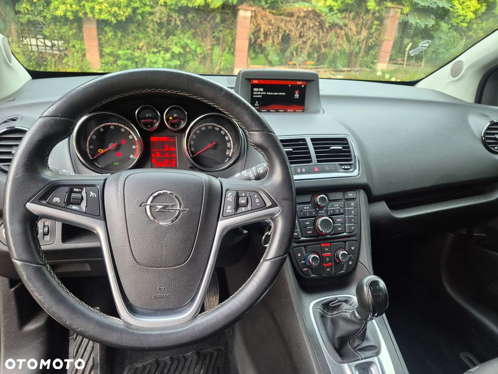 Opel Meriva - 15