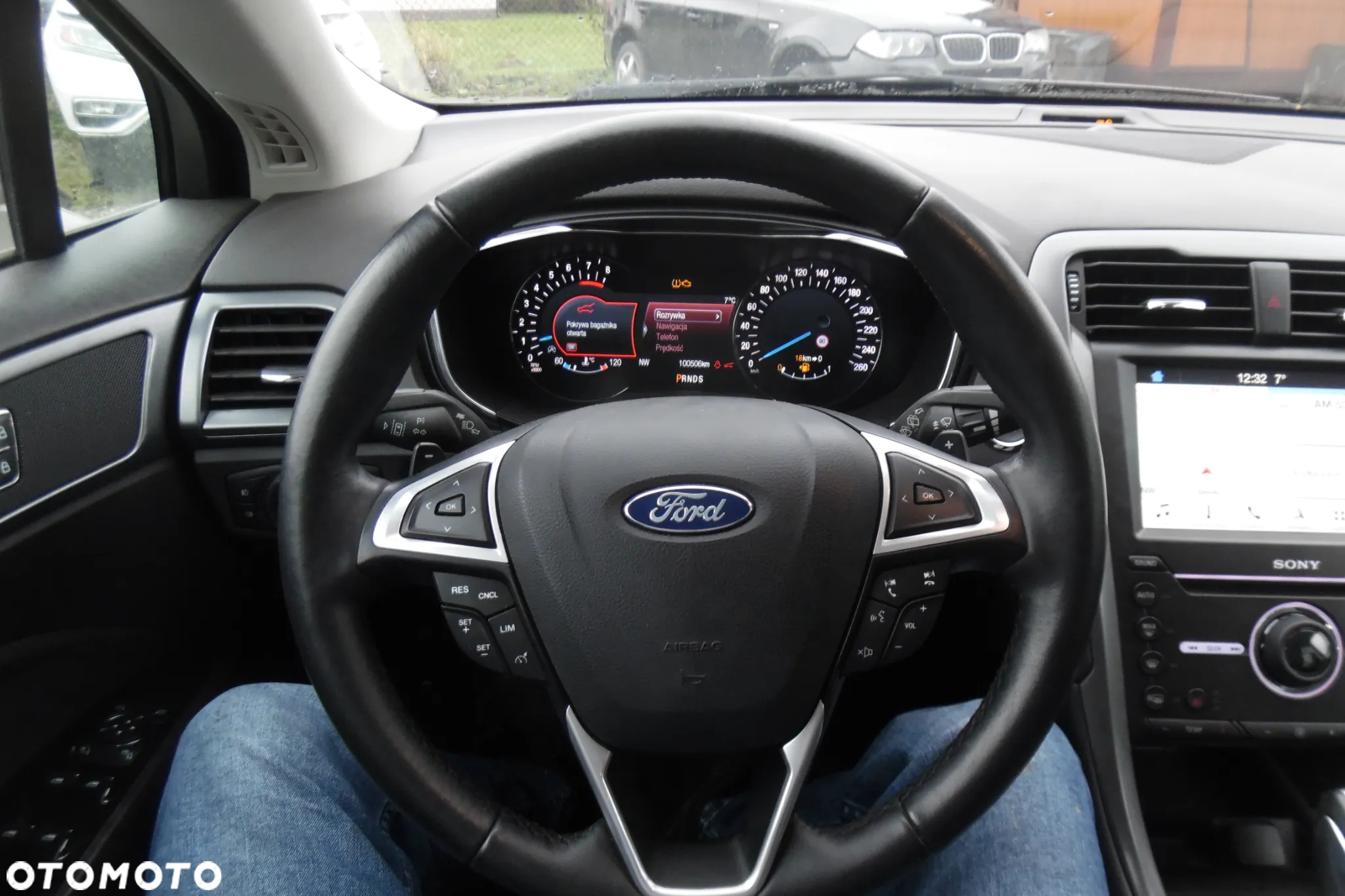 Ford Mondeo - 12