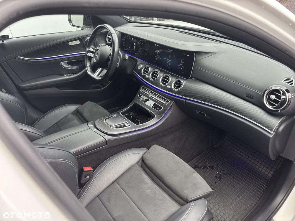 Mercedes-Benz Klasa E - 18