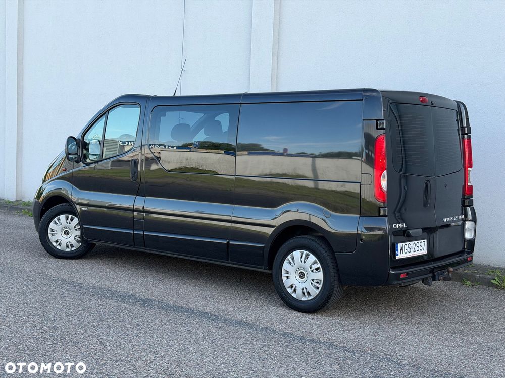 Opel Vivaro L2H1 2.9t - 4