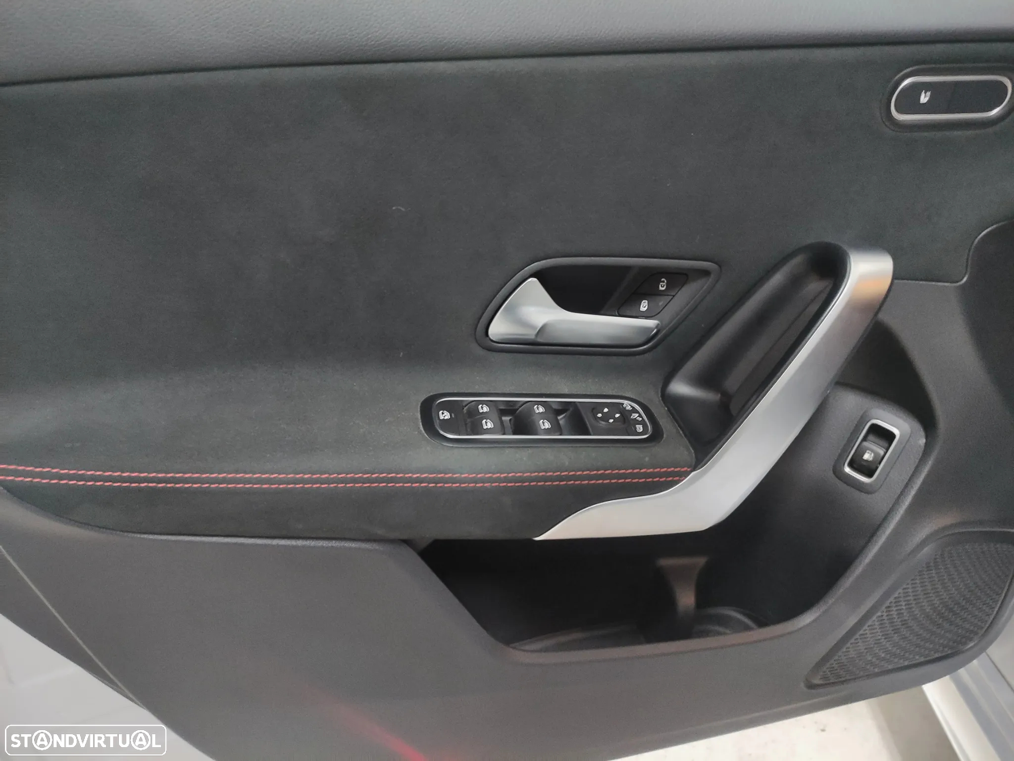 Mercedes-Benz A 250 e AMG Line - 6
