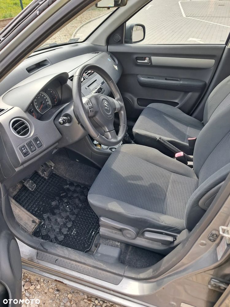 Suzuki Swift - 5