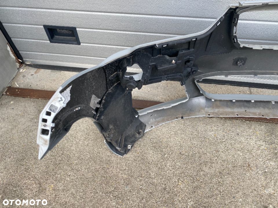 ZDERZAK PRZEDNI BMW X1 F48 M-PAKIET   2015-- PDC - 9