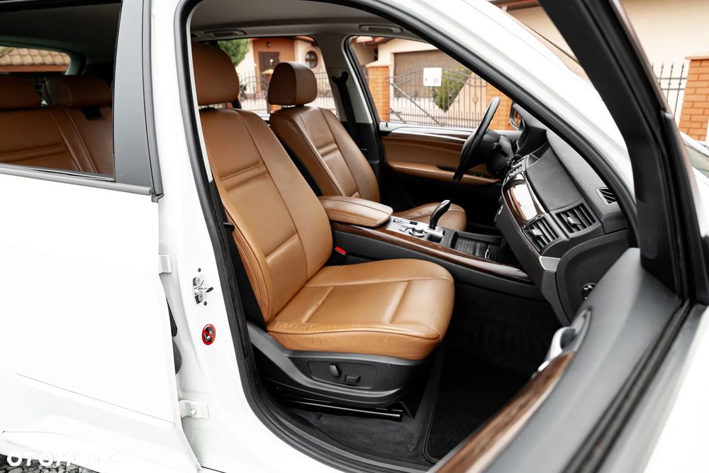 BMW X5 xDrive30d - 24