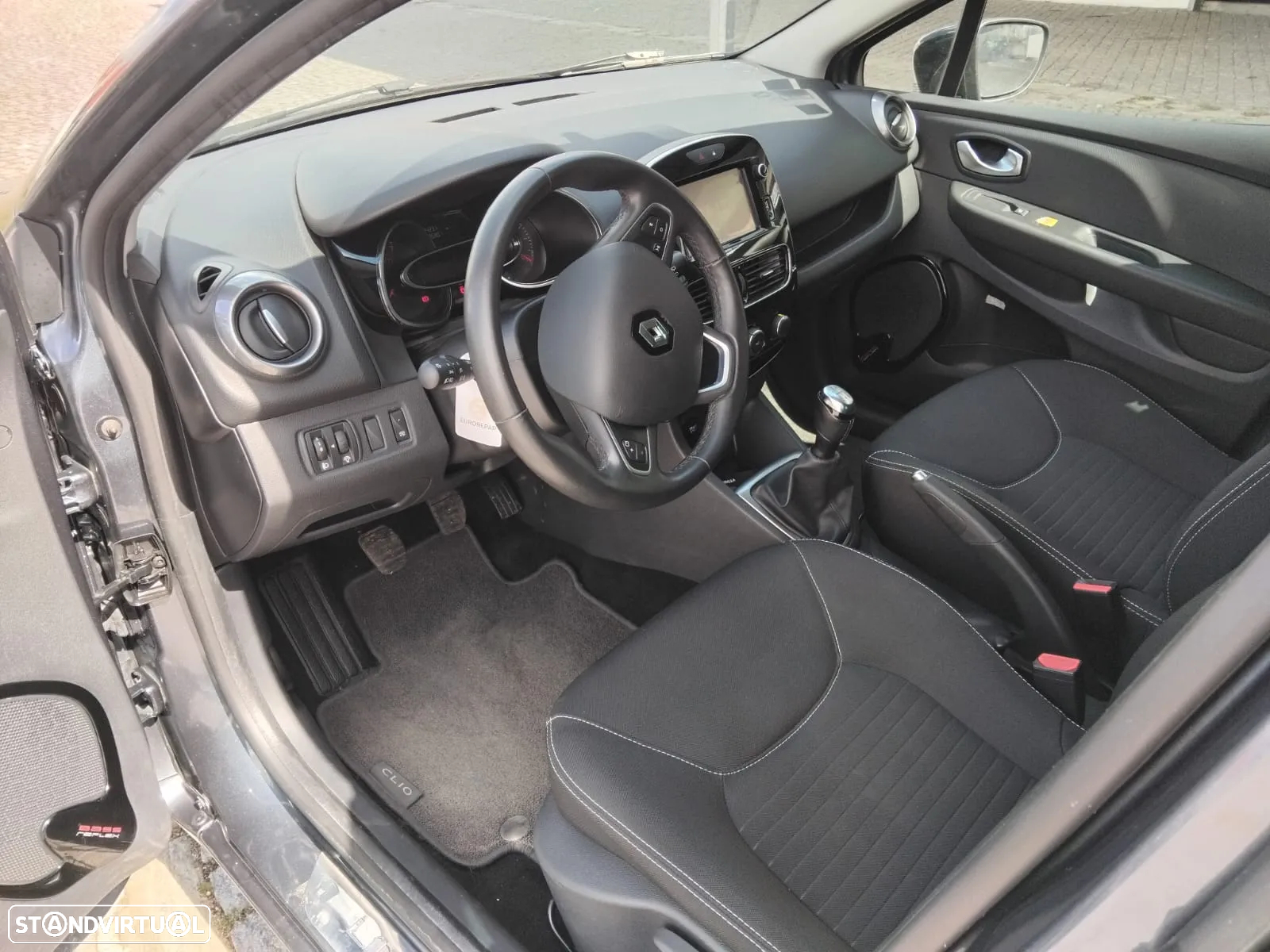 Renault Clio 0.9 TCe Limited Edition - 6