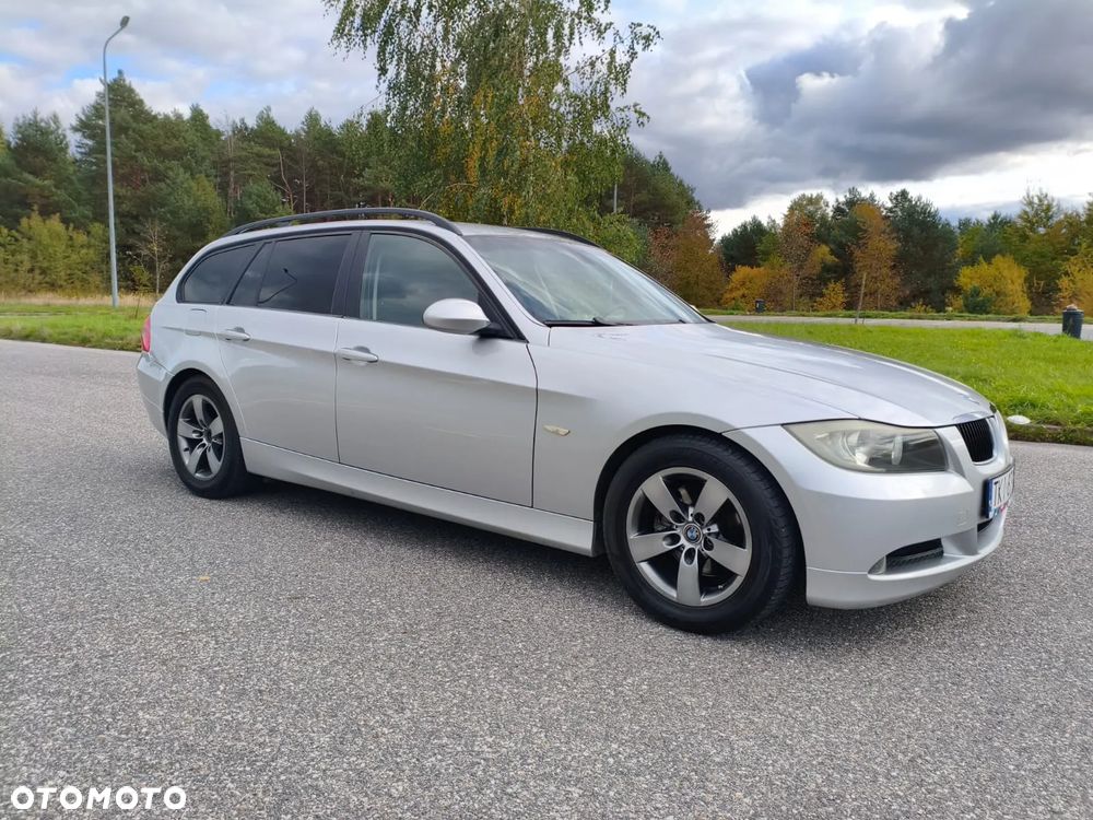 BMW Seria 3 320d DPF Touring - 20