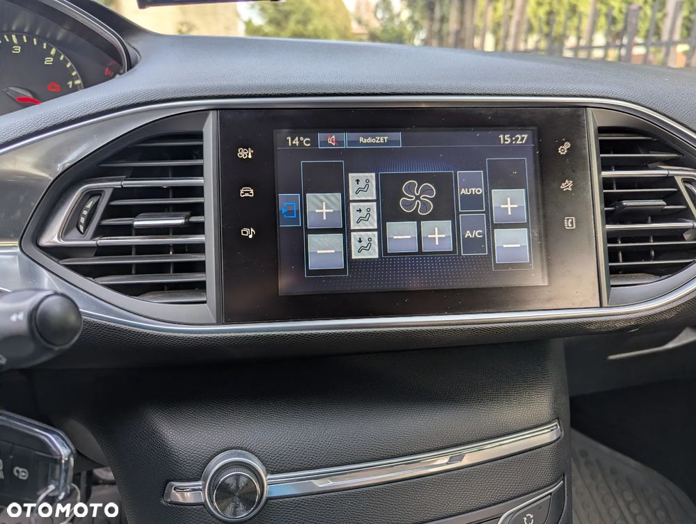 Peugeot 308 1.6 BlueHDi Active S&S EAT6 - 9