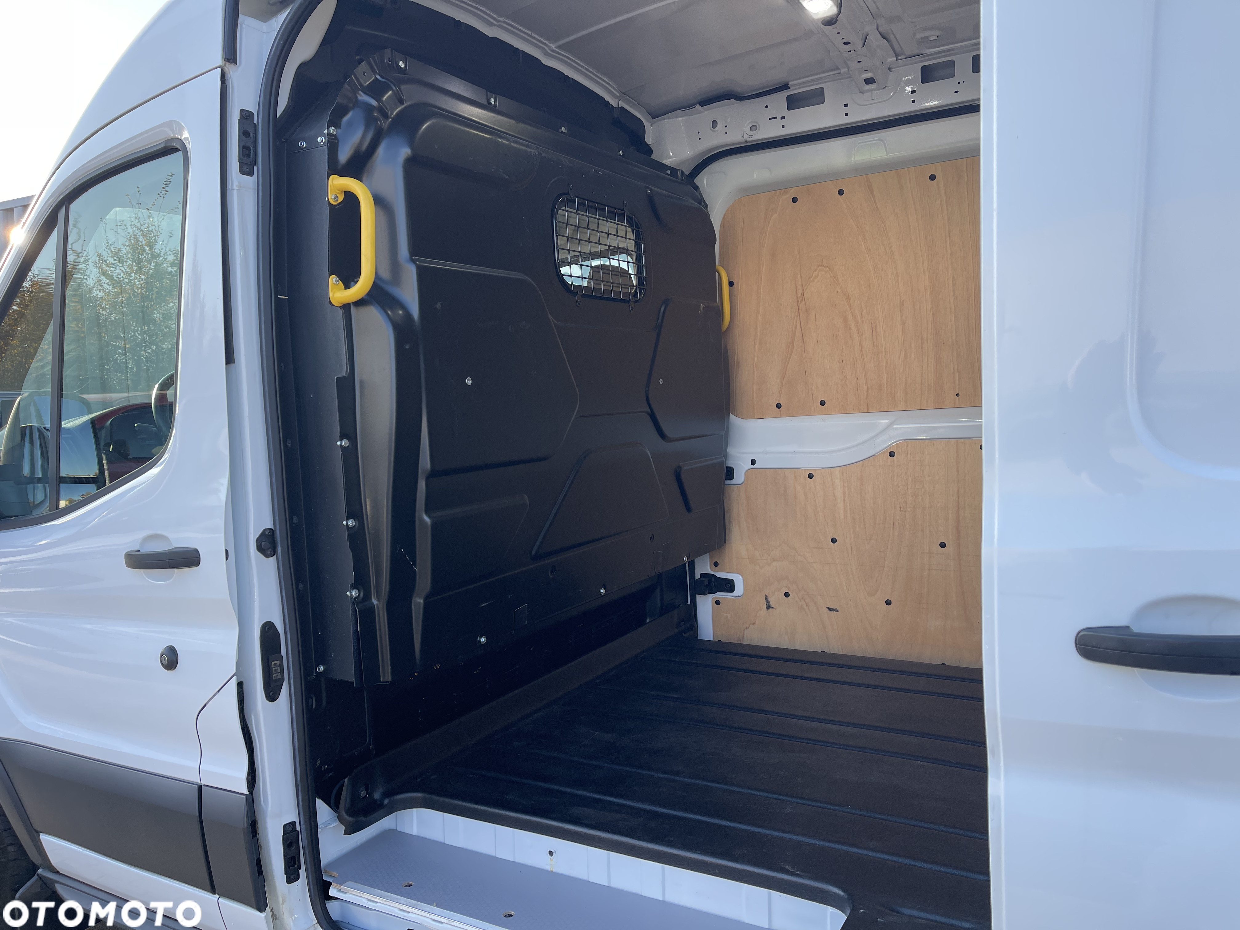 Ford Transit 350 L2H2 4x4 5-drzwi WEBASTO Kamera - 15