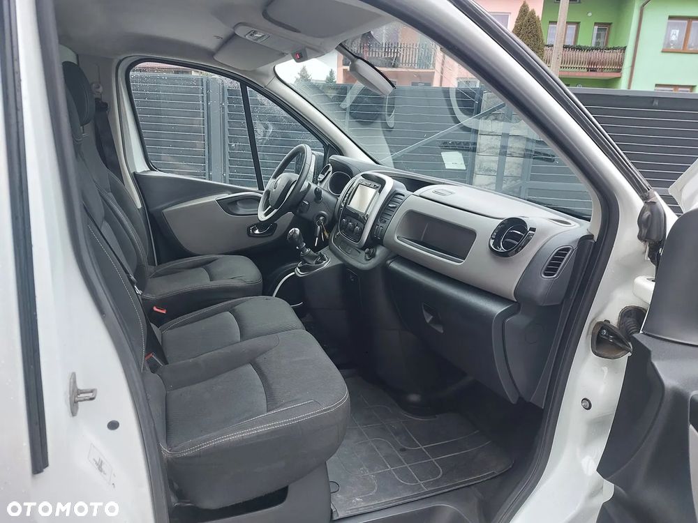 Renault Trafic - 11