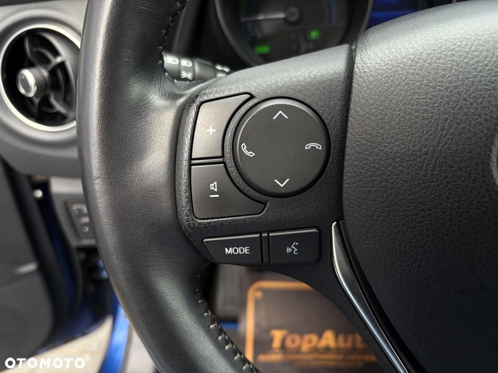 Toyota Auris - 24