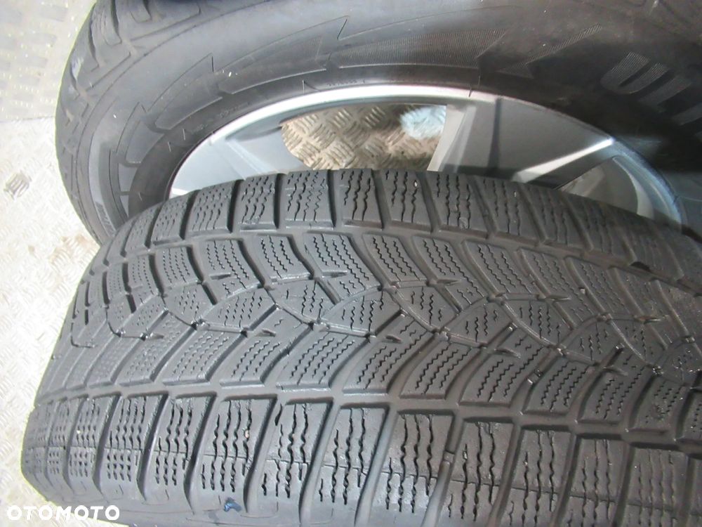 Koła Toyota C-HR 6,5Jx17 et45 5x114,3 CZUJNIKI zima 7,5mm - 10