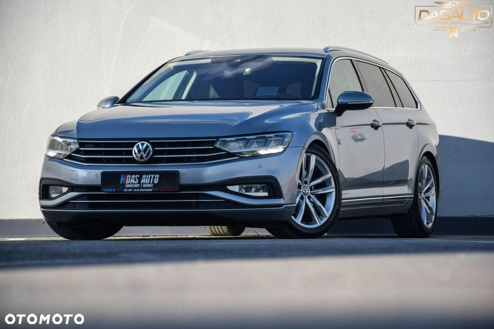 Volkswagen Passat - 1