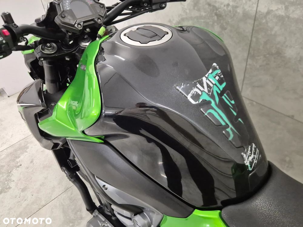 Kawasaki Z 900 - 17