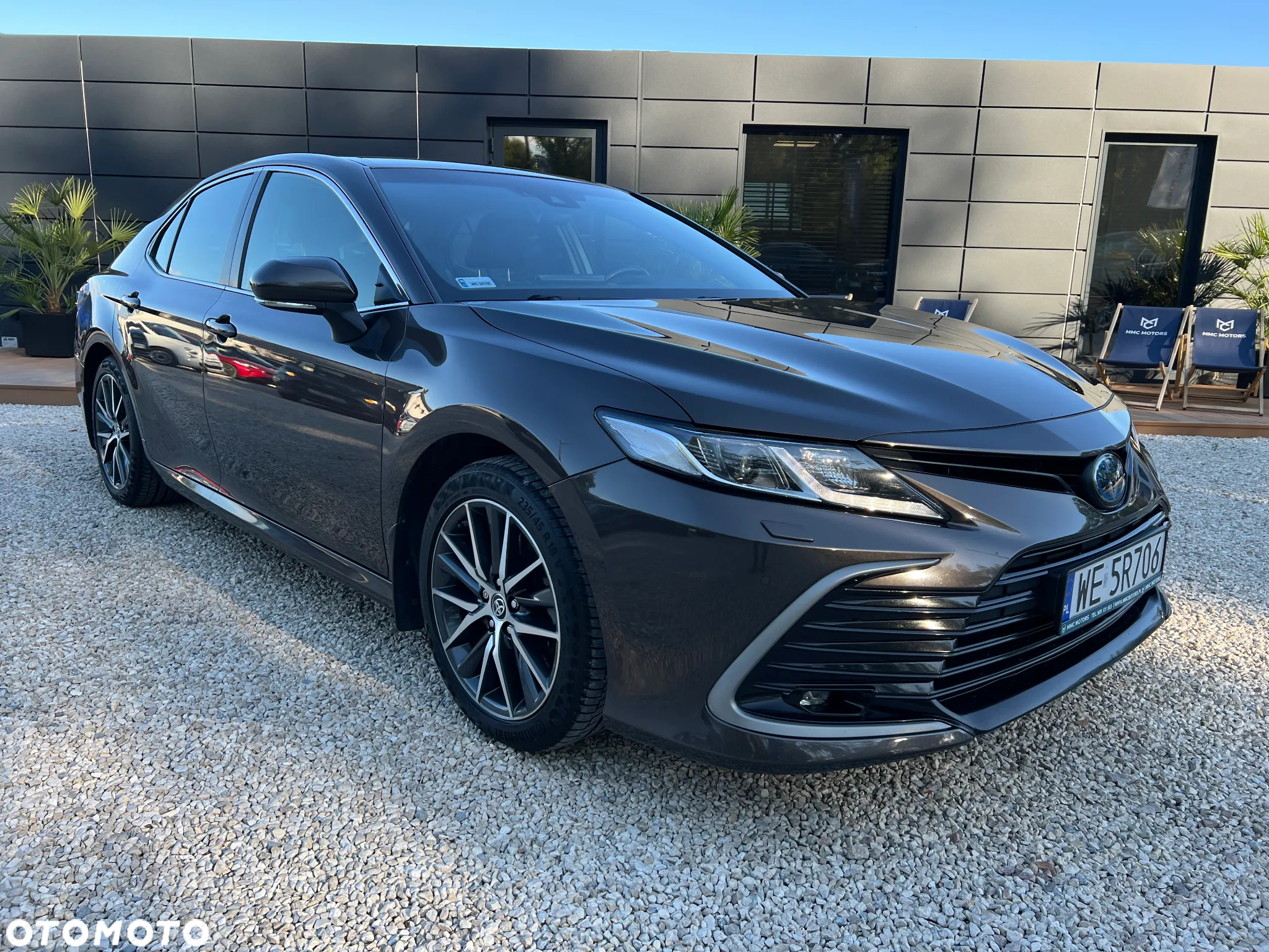 Toyota Camry - 2