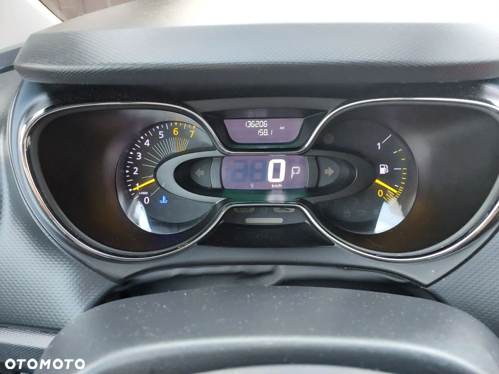 Renault Captur 1.2 Energy TCe Limited EDC - 28