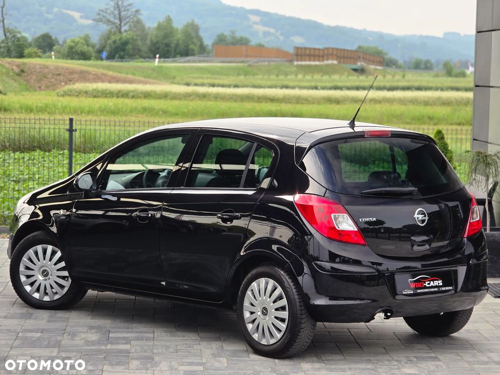 Opel Corsa 1.4 16V Satellite - 11
