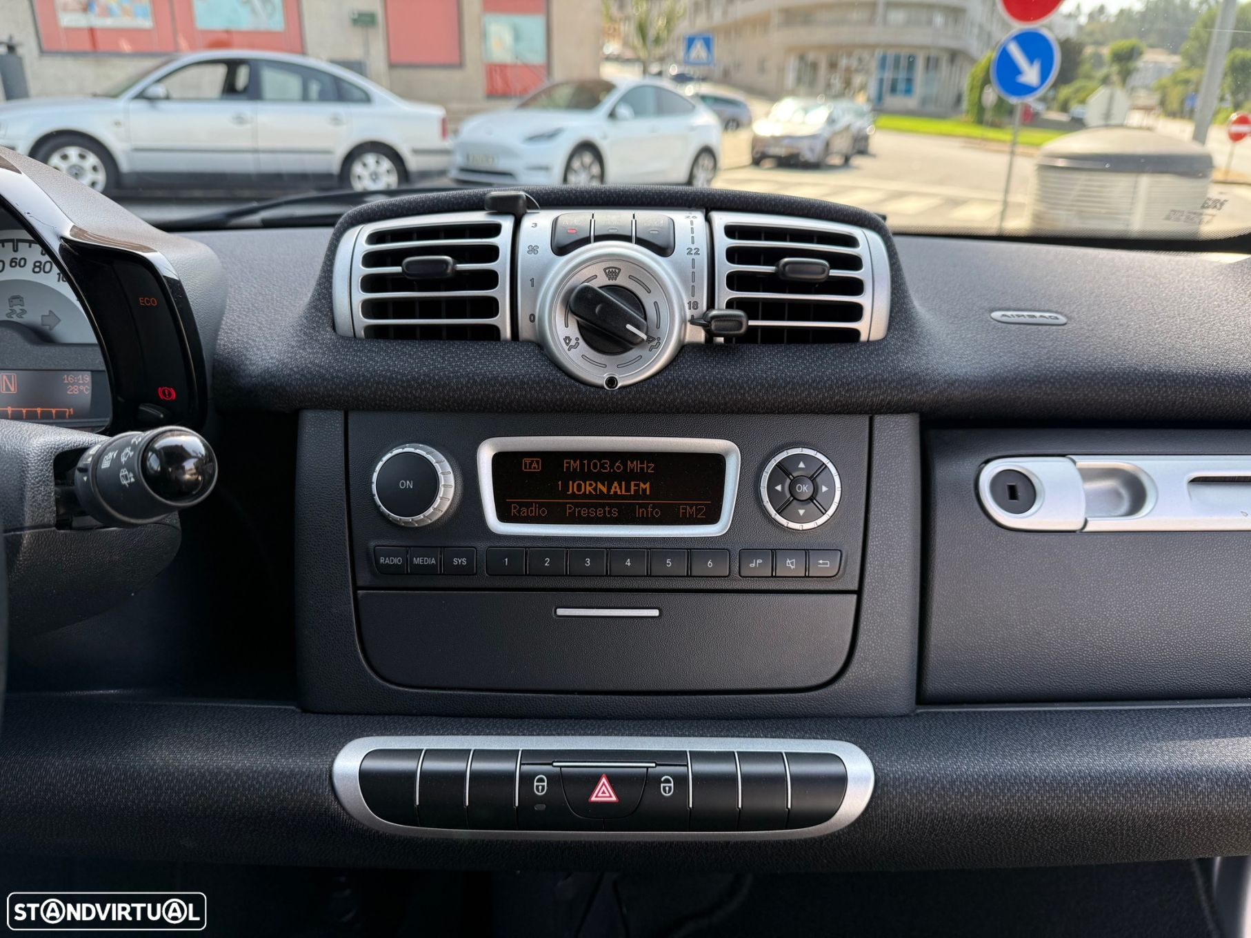 Smart ForTwo Coupé 1.0 mhd Passion 71 - 14